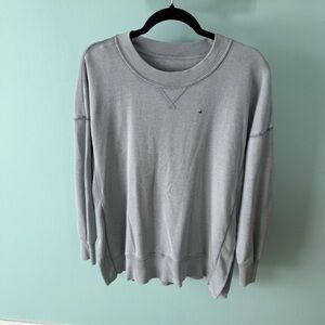Aerie Women’s Light Gray Crewneck Sweater Size Medium